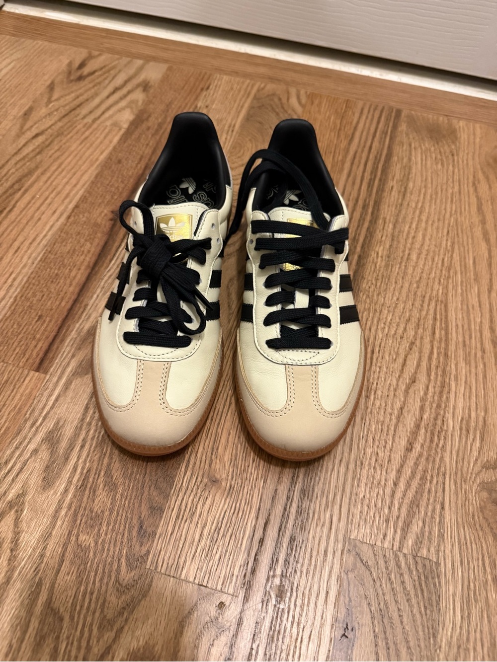 NWOT adidas Samba Classic Leather Sneakers - Cream & Black